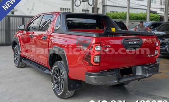 Buy Used Toyota Hiluxe Revo Red Car in Kingston in Kingston Buy Used Toyota Hiluxe Revo Red Car in Kingston in Kingston
