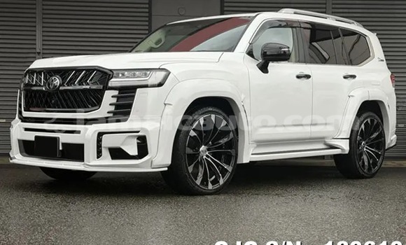Buy Used Toyota Land Cruiser White Car in Kingston in Kingston Buy Used Toyota Land Cruiser White Car in Kingston in Kingston