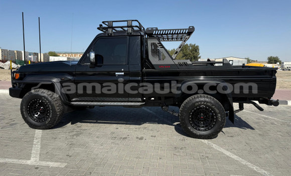 Buy Used Toyota Land Cruiser Black Car in Import - Dubai in Clarendon Buy Used Toyota Land Cruiser Black Car in Import - Dubai in Clarendon