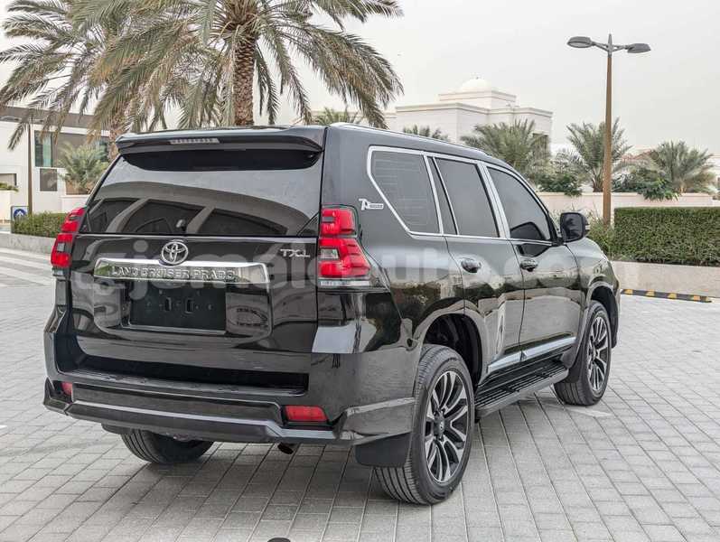 Big with watermark toyota land cruiser prado clarendon import dubai 5353