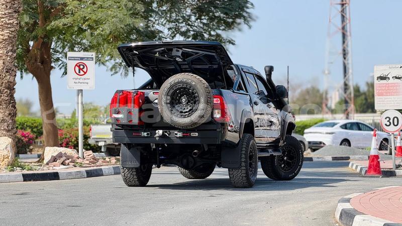 Big with watermark toyota hilux clarendon import dubai 5356