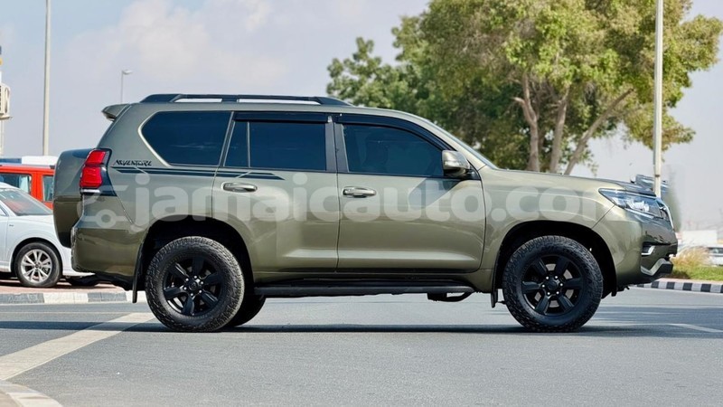 Big with watermark toyota land cruiser prado clarendon import dubai 5357