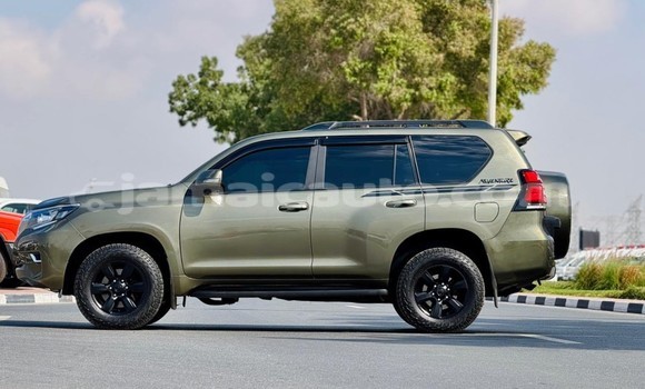 Buy Used Toyota Land Cruiser Prado Green Car in Import - Dubai in Clarendon Buy Used Toyota Land Cruiser Prado Green Car in Import - Dubai in Clarendon