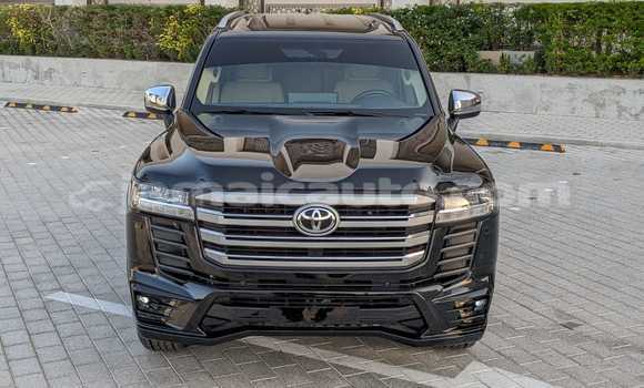 Buy Used Toyota Land Cruiser Black Car in Import - Dubai in Clarendon