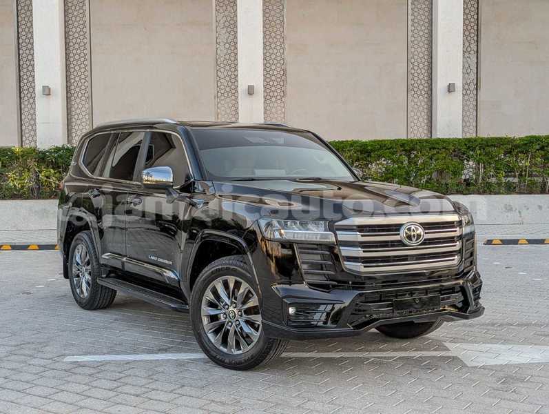 Big with watermark toyota land cruiser clarendon import dubai 5358