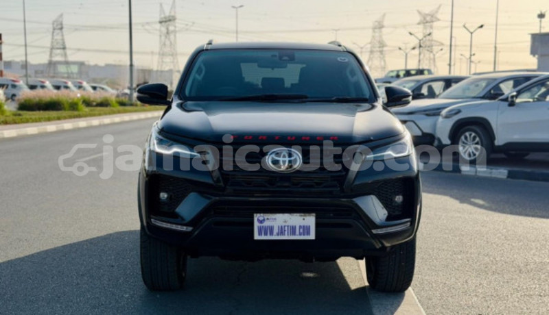 Big with watermark toyota fortuner clarendon import dubai 5359