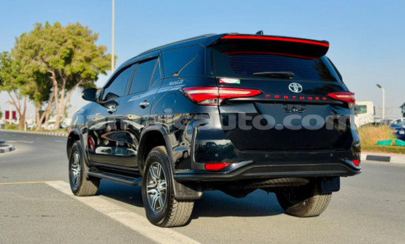 Buy Used Toyota Fortuner Black Car in Import - Dubai in Clarendon Buy Used Toyota Fortuner Black Car in Import - Dubai in Clarendon