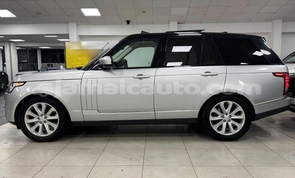 Buy Used Land Rover Range Rover Vogue White Car in Import - Dubai in Clarendon Buy Used Land Rover Range Rover Vogue White Car in Import - Dubai in Clarendon