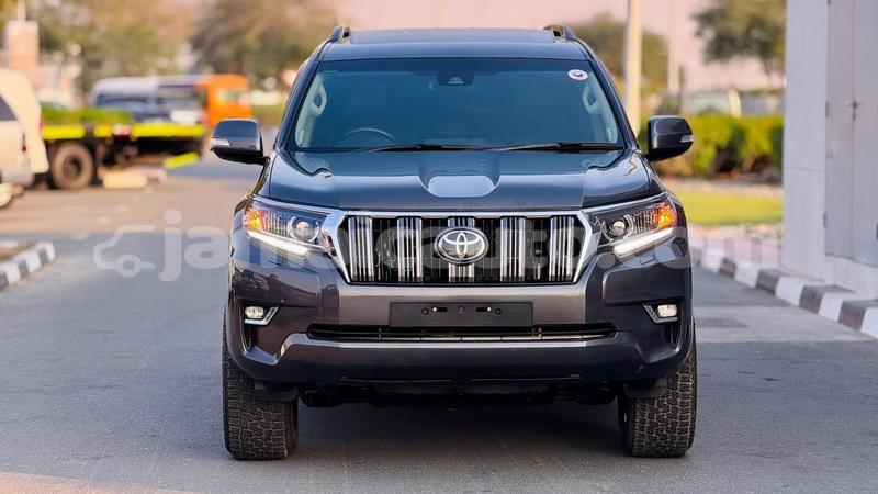 Big with watermark toyota land cruiser prado clarendon import dubai 5362
