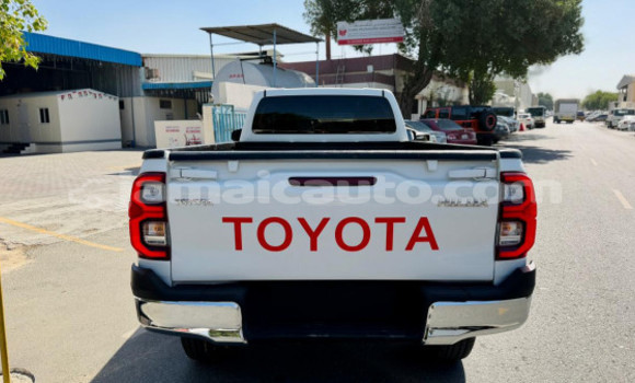 Buy Used Toyota Hilux White Car in Import - Dubai in Clarendon Buy Used Toyota Hilux White Car in Import - Dubai in Clarendon