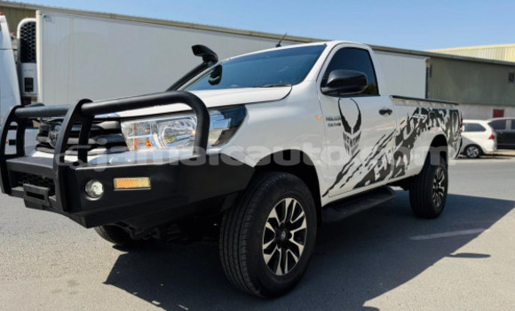 Buy Used Toyota Hilux White Car in Import - Dubai in Clarendon Buy Used Toyota Hilux White Car in Import - Dubai in Clarendon
