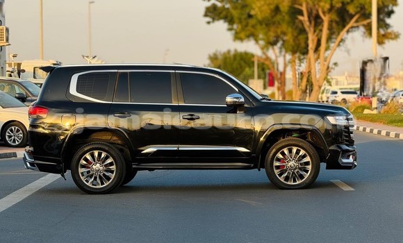 Buy Used Toyota Land Cruiser Black Car in Import - Dubai in Clarendon Buy Used Toyota Land Cruiser Black Car in Import - Dubai in Clarendon