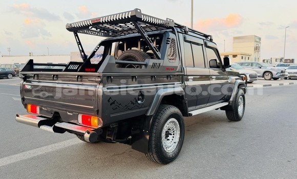 Buy Used Toyota Land Cruiser Black Car in Import - Dubai in Clarendon Buy Used Toyota Land Cruiser Black Car in Import - Dubai in Clarendon