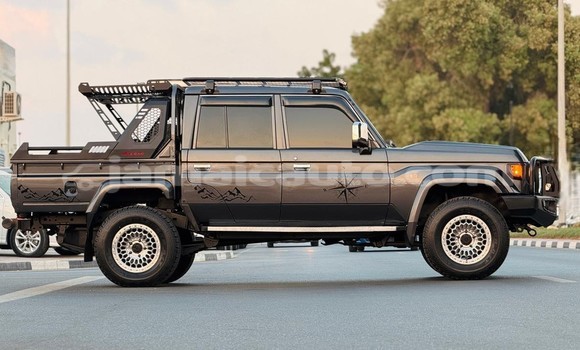 Buy Used Toyota Land Cruiser Black Car in Import - Dubai in Clarendon Buy Used Toyota Land Cruiser Black Car in Import - Dubai in Clarendon