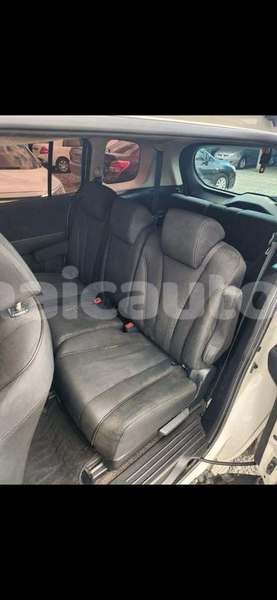 Big with watermark nissan lafesta clarendon import dubai 5380