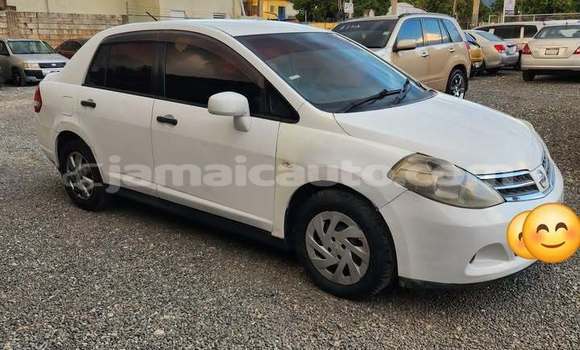 Buy Used Nissan Tiida White Car in Import - Dubai in Clarendon Buy Used Nissan Tiida White Car in Import - Dubai in Clarendon
