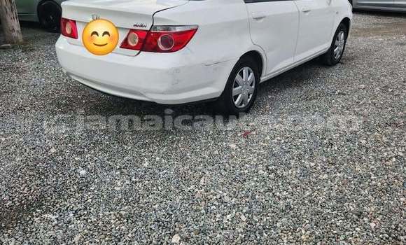 Buy Used Honda Fit Aria White Car in Lucea in Hanover Buy Used Honda Fit Aria White Car in Lucea in Hanover