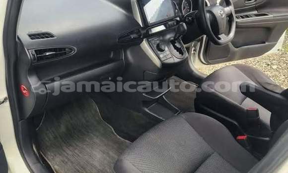 Buy Used Toyota Wish White Car in Falmouth in Trelawney Buy Used Toyota Wish White Car in Falmouth in Trelawney