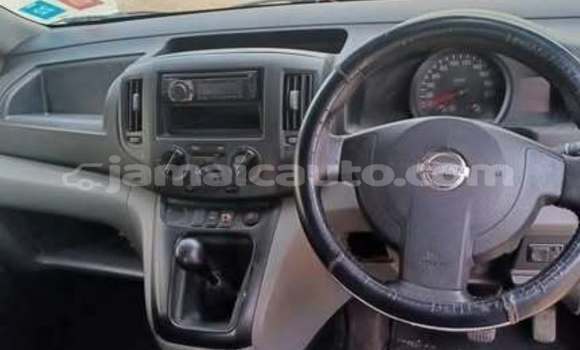 Buy Used Nissan NV200 White Car in Kingston in Kingston Buy Used Nissan NV200 White Car in Kingston in Kingston