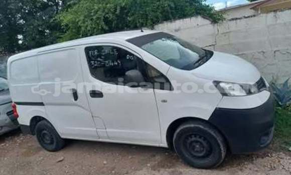 Buy Used Nissan NV200 White Car in Kingston in Kingston Buy Used Nissan NV200 White Car in Kingston in Kingston