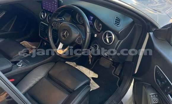 Buy Used Mercedes-Benz CLA-klasse Other Car in Lucea in Hanover Buy Used Mercedes-Benz CLA-klasse Other Car in Lucea in Hanover