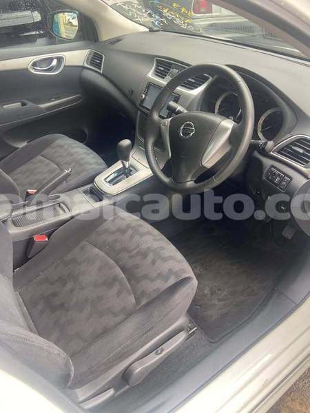 Big with watermark nissan sylphy clarendon import dubai 5401