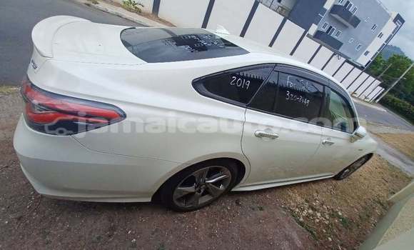 Buy Used Toyota Crown White Car in Import - Dubai in Clarendon Buy Used Toyota Crown White Car in Import - Dubai in Clarendon