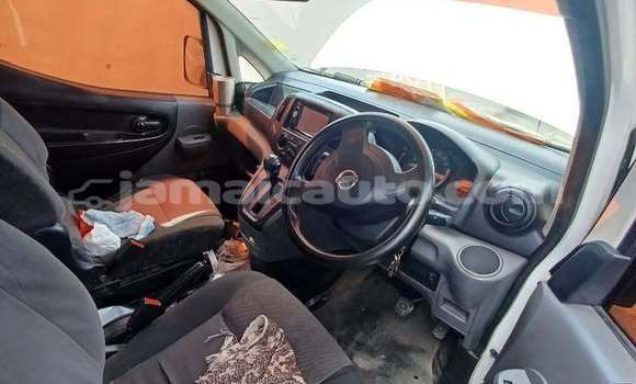 Buy Used Nissan NP 300 White Car in Import - Dubai in Clarendon Buy Used Nissan NP 300 White Car in Import - Dubai in Clarendon