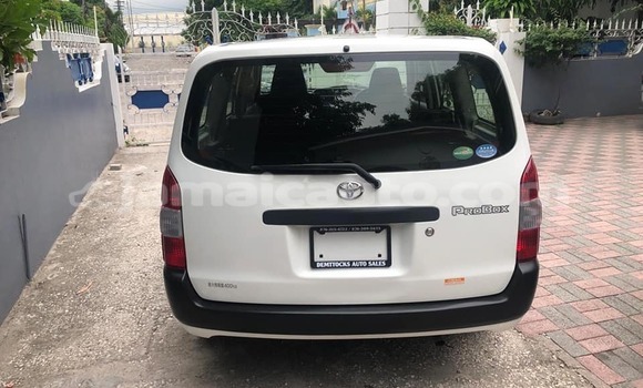 Buy Used Toyota Probox White Car in Kingston in Kingston Buy Used Toyota Probox White Car in Kingston in Kingston