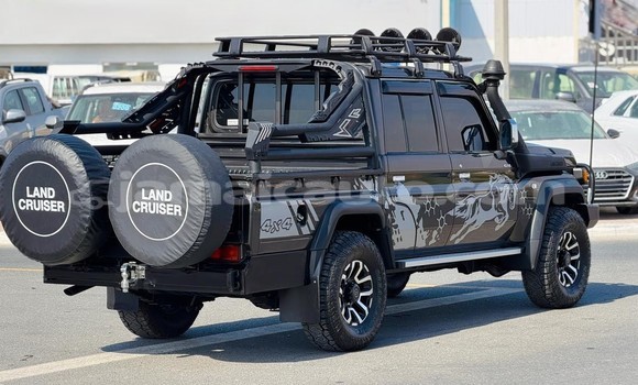 Buy Used Toyota Land Cruiser Black Car in Import - Dubai in Clarendon Buy Used Toyota Land Cruiser Black Car in Import - Dubai in Clarendon