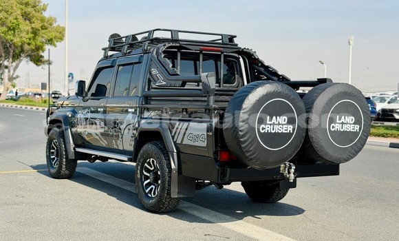 Buy Used Toyota Land Cruiser Black Car in Import - Dubai in Clarendon Buy Used Toyota Land Cruiser Black Car in Import - Dubai in Clarendon