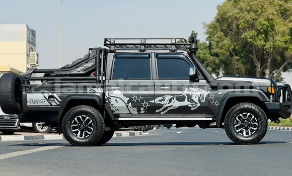 Buy Used Toyota Land Cruiser Black Car in Import - Dubai in Clarendon Buy Used Toyota Land Cruiser Black Car in Import - Dubai in Clarendon