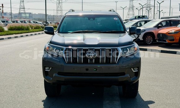 Buy Used Toyota Land Cruiser Prado Black Car in Import - Dubai in Clarendon