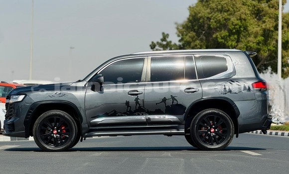 Buy Used Toyota Land Cruiser Black Car in Import - Dubai in Clarendon Buy Used Toyota Land Cruiser Black Car in Import - Dubai in Clarendon