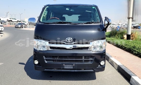 Buy Used Toyota Hiace Black Car in Import - Dubai in Clarendon