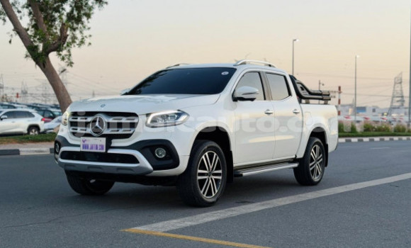 Buy Used Mercedes-Benz 250 White Car in Kingston in Kingston Buy Used Mercedes-Benz 250 White Car in Kingston in Kingston