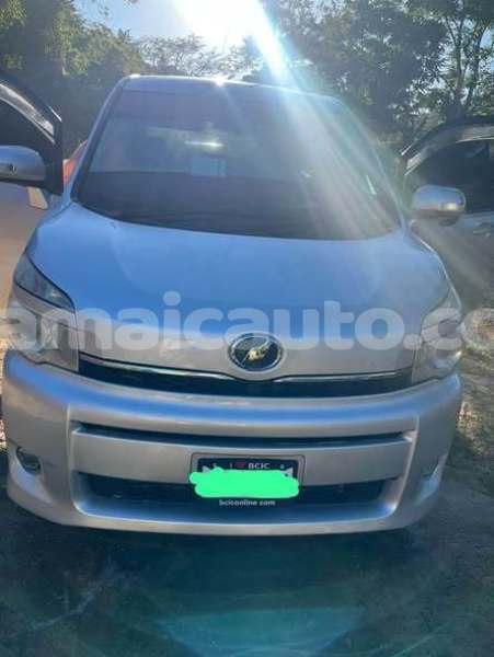 Big with watermark toyota voxy hanover lucea 5424