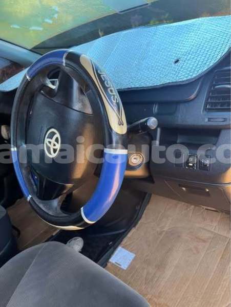 Big with watermark toyota voxy hanover lucea 5424