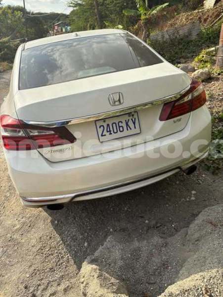 Big with watermark honda accord hanover lucea 5429