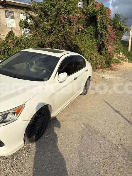 Big with watermark honda accord hanover lucea 5429