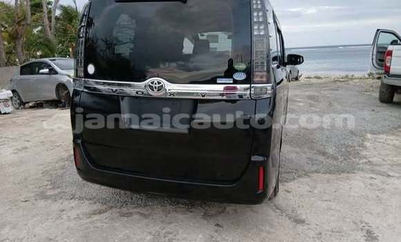 Buy Used Toyota Voxy Other Car in Lucea in Hanover Buy Used Toyota Voxy Other Car in Lucea in Hanover