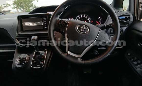 Buy Used Toyota Voxy Other Car in Lucea in Hanover Buy Used Toyota Voxy Other Car in Lucea in Hanover