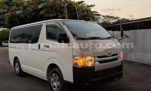 Buy Used Toyota Hilux Other Car in Mandeville in Manchester Buy Used Toyota Hilux Other Car in Mandeville in Manchester