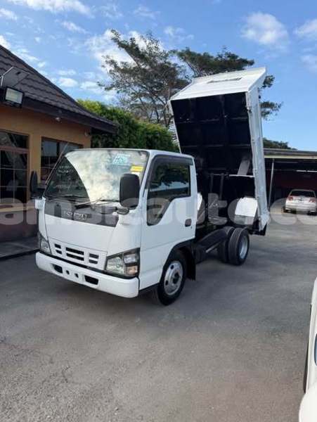 Big with watermark isuzu trooper manchester mandeville 5442