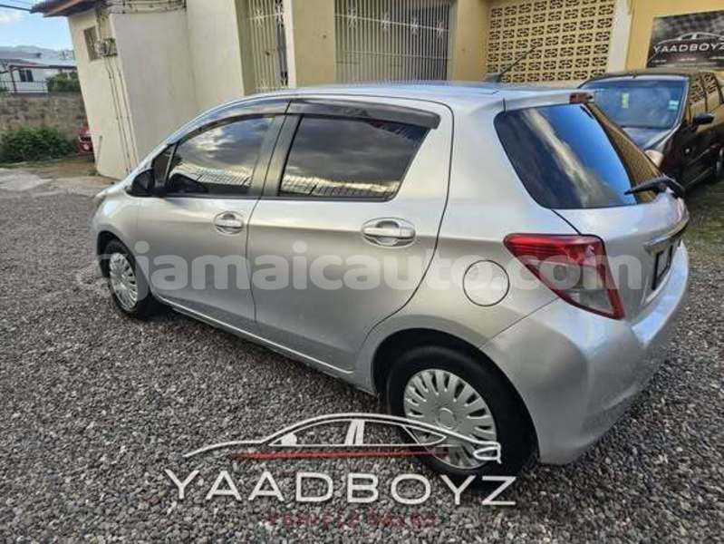 Big with watermark toyota vitz trelawney albert town 5447