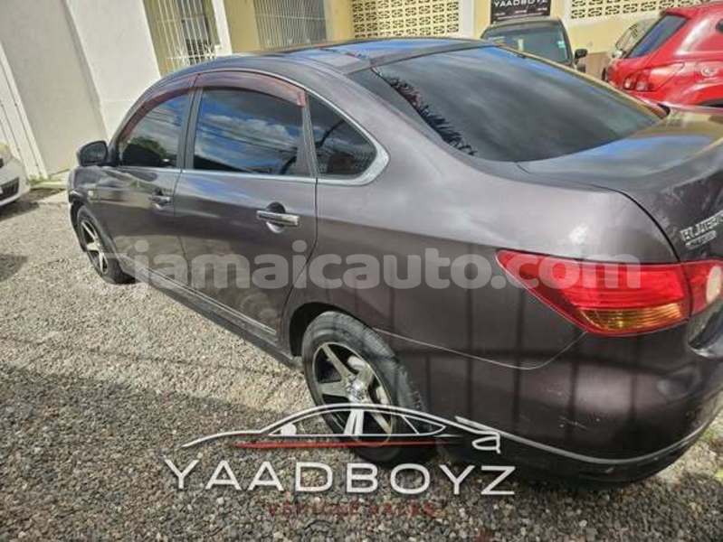 Big with watermark nissan bluebird kingston kingston 5454