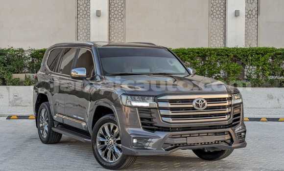Buy Used Toyota Land Cruiser Brown Car in Import - Dubai in Clarendon Buy Used Toyota Land Cruiser Brown Car in Import - Dubai in Clarendon