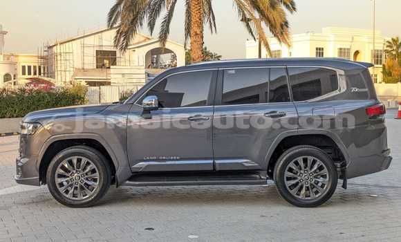Buy Used Toyota Land Cruiser Brown Car in Import - Dubai in Clarendon Buy Used Toyota Land Cruiser Brown Car in Import - Dubai in Clarendon