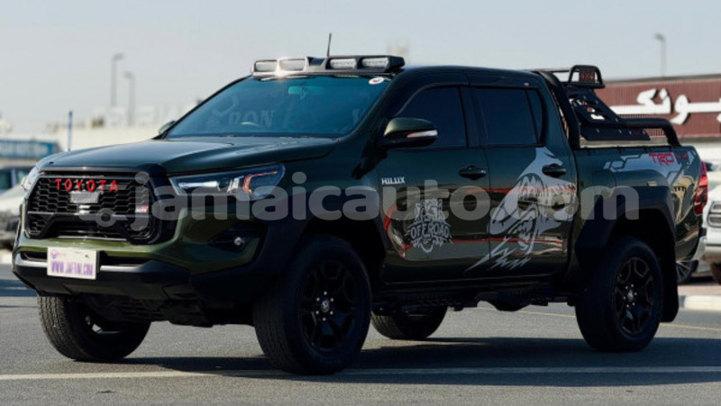 Big with watermark toyota hilux clarendon import dubai 5464