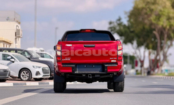 Buy Used Isuzu D–MAX Red Car in Import - Dubai in Clarendon Buy Used Isuzu D–MAX Red Car in Import - Dubai in Clarendon